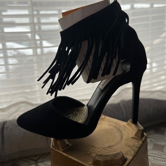 Fun Fringe Heels! - Picture 10 of 10